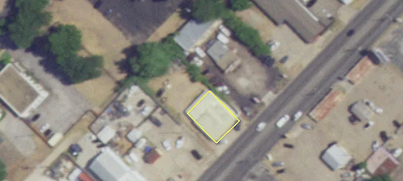 Industrial Space with Central Location