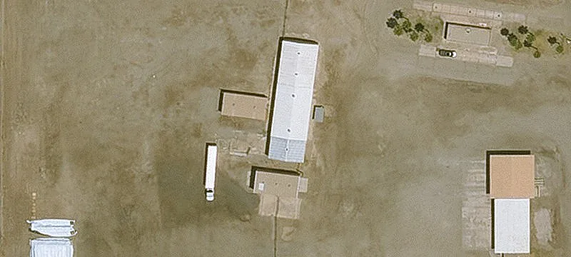 Land Near Shopping Centers, I-8