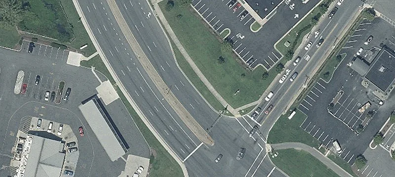 Retail Space on Major Highway