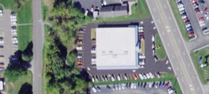 Restaurant Building on 2+ Acres