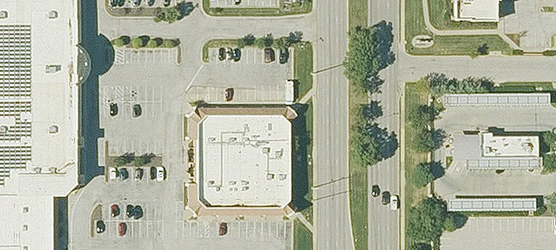 Retail/Office Space Near Oak Park