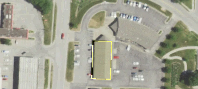 Retail Space in Summit Fair