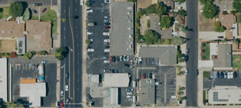 Retail Space on Shaw Avenue