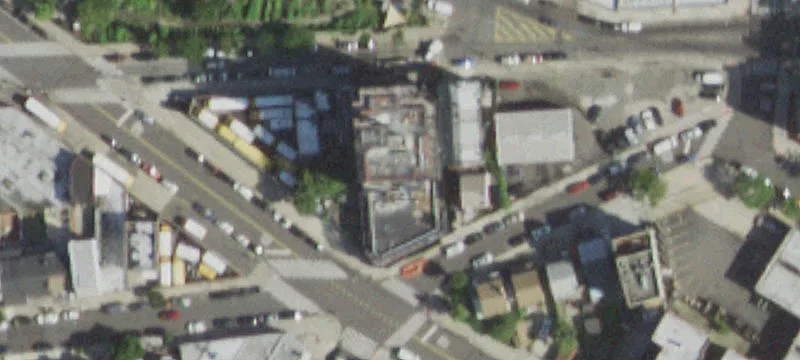 Retail Space on 30th Avenue