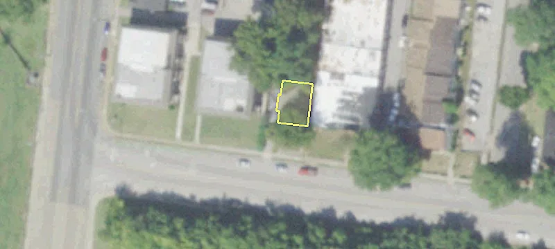 900 SF Office Space Available