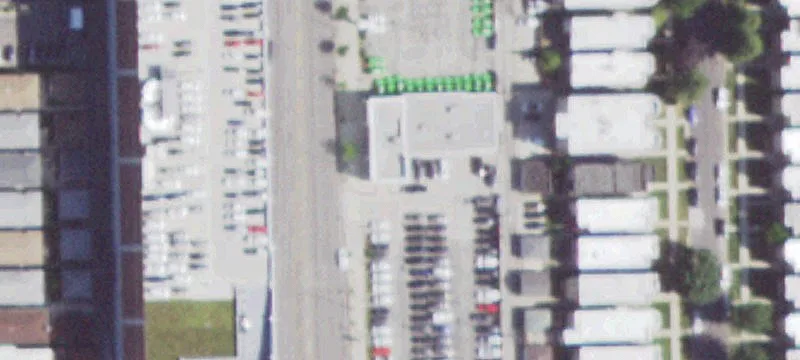 Retail Property in Commercial District