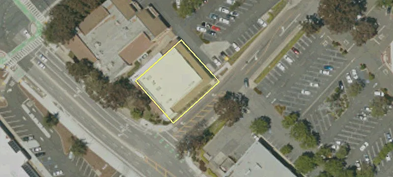 Retail Space in Regional Center