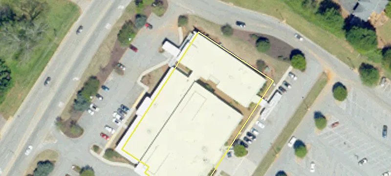 Retail Space in Powdersville Plaza