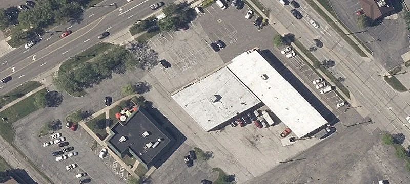 Retail End Cap For Lease