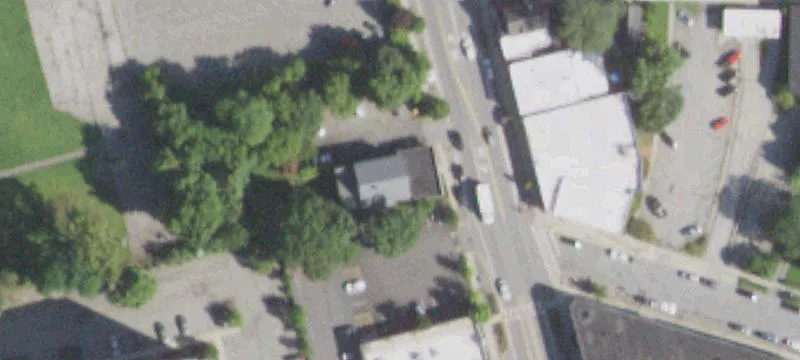 Highly Visible Retail/Office Space
