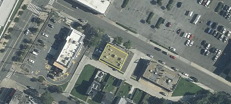 Retail Spaces in Senator Square