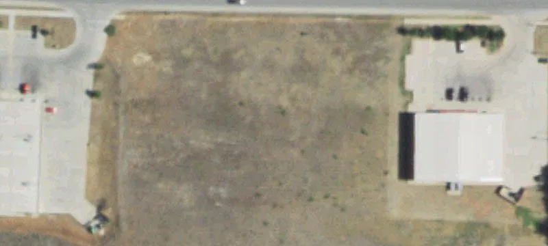 Commercial Land in High-Traffic Location