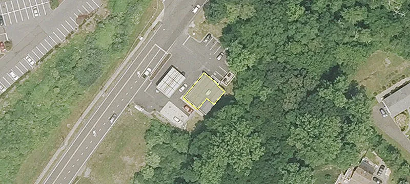 Commercial Land on Commuter Route