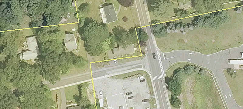 Renovated Mixed-Use Property For Sale