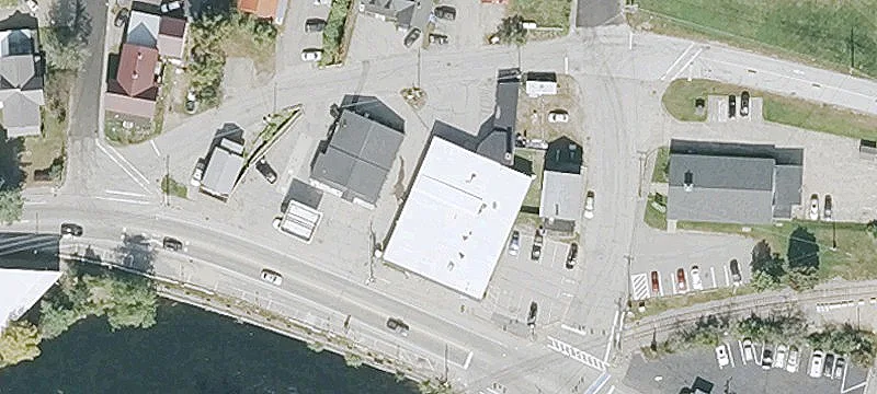 Tilton Land with Drive-Through Potential