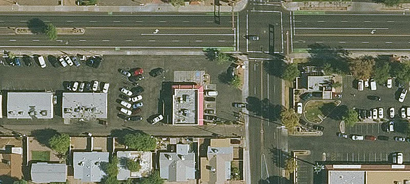 Retail Building Near ASU Campus