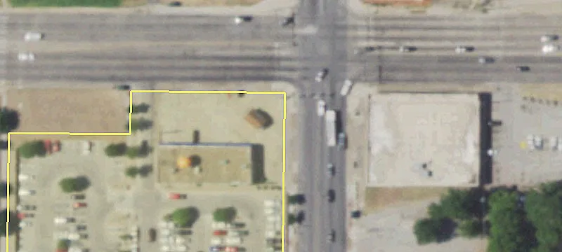 Retail Space in Grocery-Anchored Strip