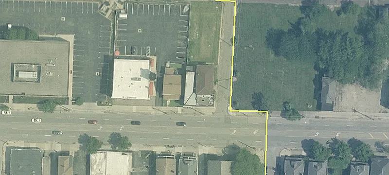 Mixed-Use Building in Olde Towne