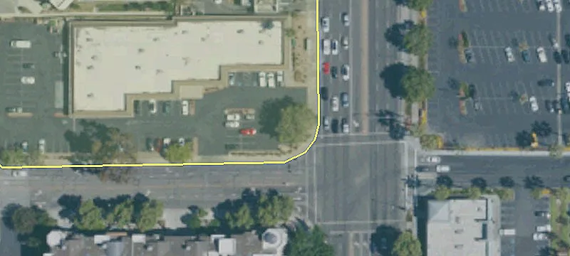 Retail Space in Campbell, CA