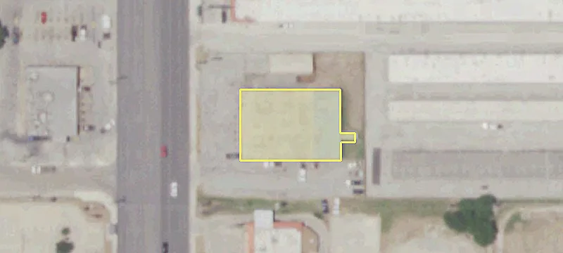Retail Space Available For Rent