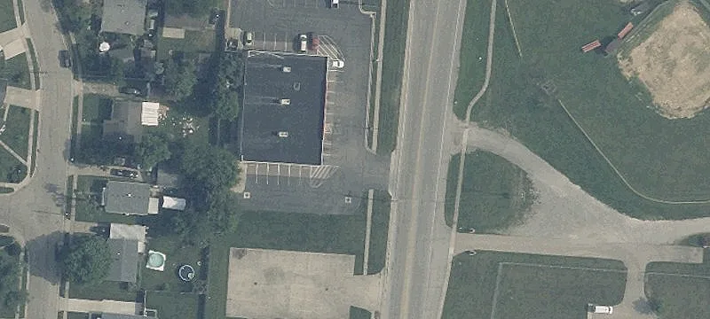 Freestanding Advance Auto Parts
