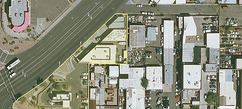Retail Property on Cave Creek