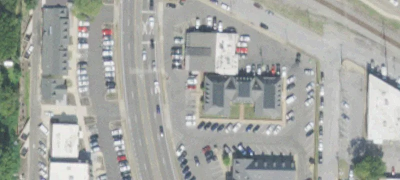 Retail Space on Poplar Avenue