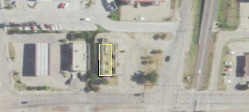 Freestanding Building with Drive-Thru