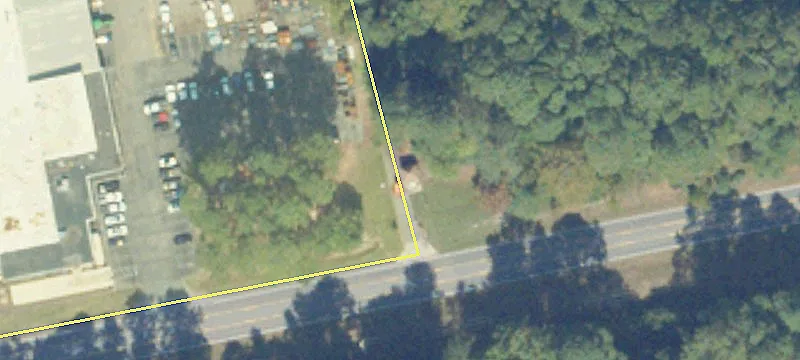 Sizeable Land Parcel For Lease
