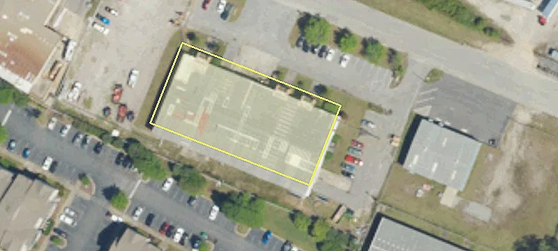 8,000 SF Flex Space Available