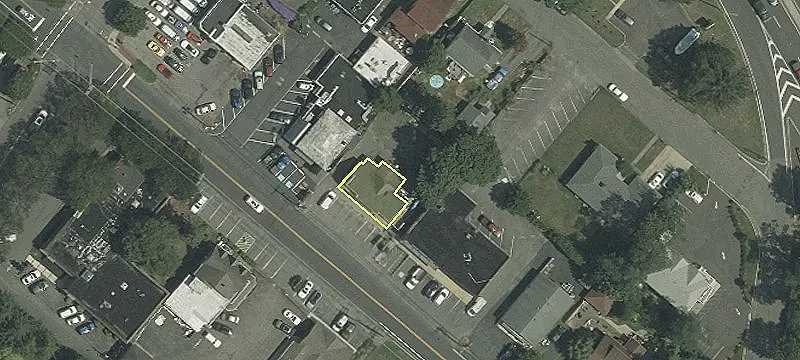 Restaurant and Apartment Building For Sale