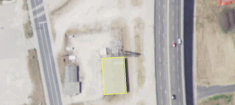 Clean Industrial Building For Rent