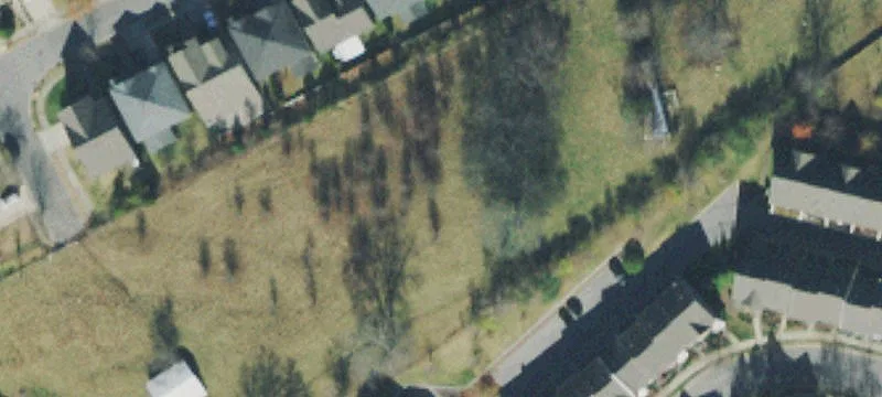 Brentwood Land Parcel For Rent