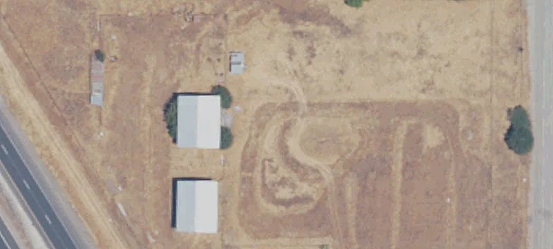 Industrial Building on 5.37 Acres