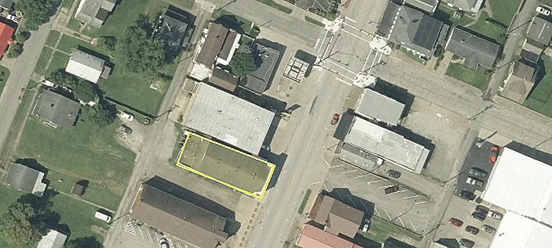 Retail Property in Woodsfield, OH