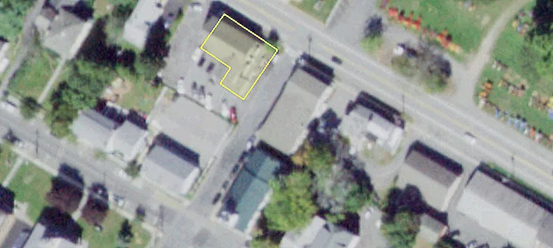 High-Traffic Retail Space Available