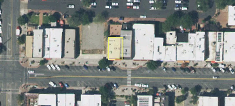 Land on Historic 25th Street