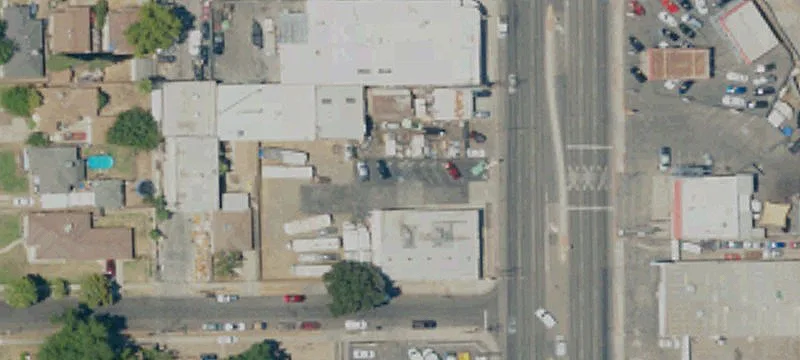 Freestanding Building in Blackstone Corridor