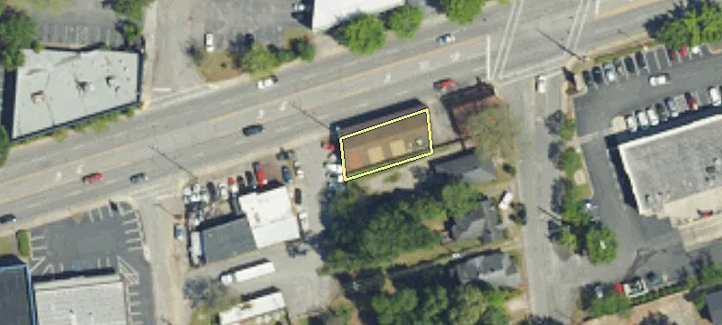 Retail Spaces on Rosewood Drive