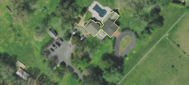 Fenced Lot with Dock Access