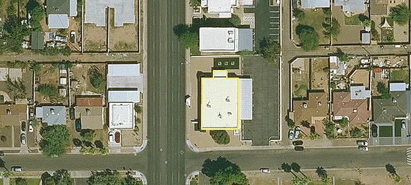 Freestanding Building on Corner Lot