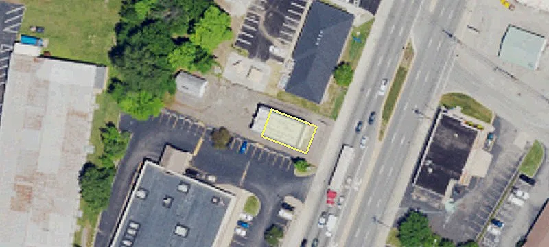 High-Traffic Mixed-Use Investment Opportunity