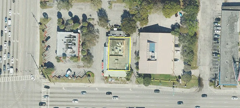 Retail Space on Okeechobee Boulevard