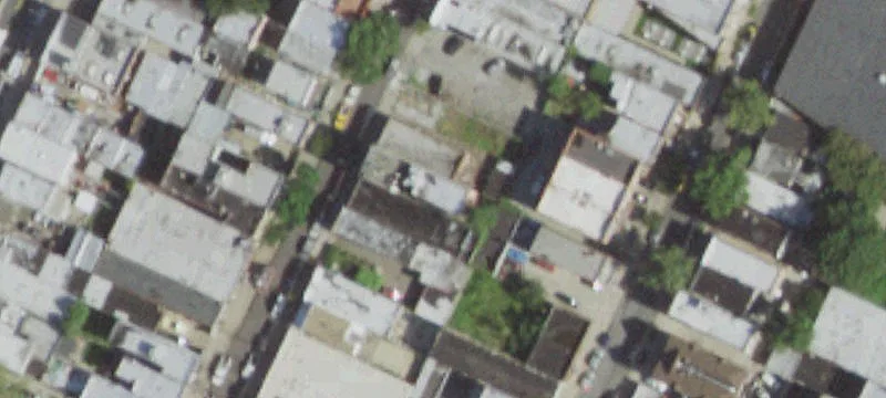 Astoria Warehouse with Drive-In Door