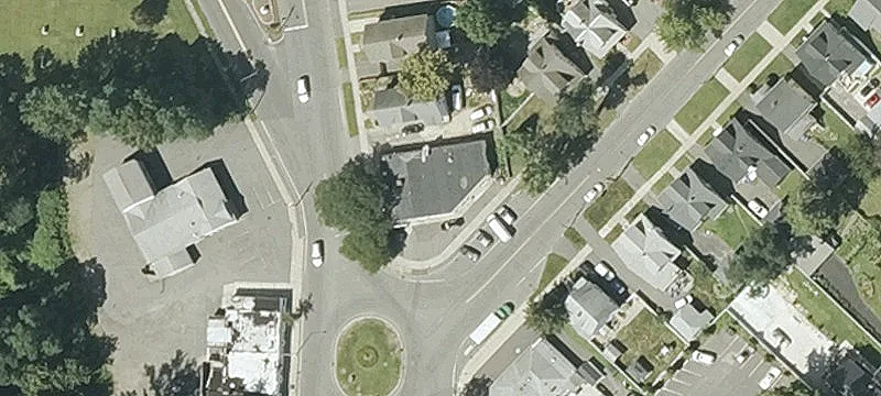 Three-Tenant Springfield Commercial Property