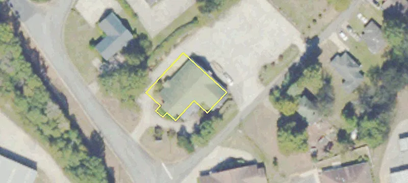 Medical Building on Corner Lot
