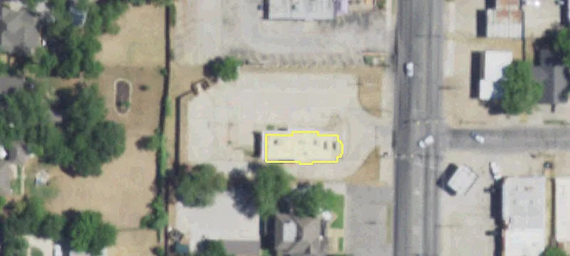 Retail Building Near Weatherford High