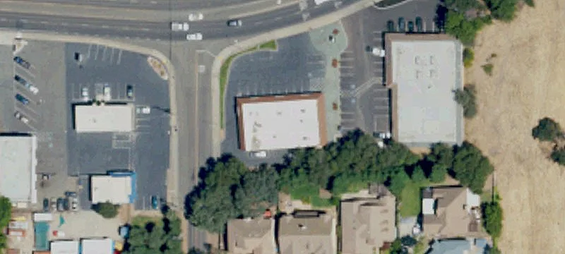 Fair Oaks Retail Space Available