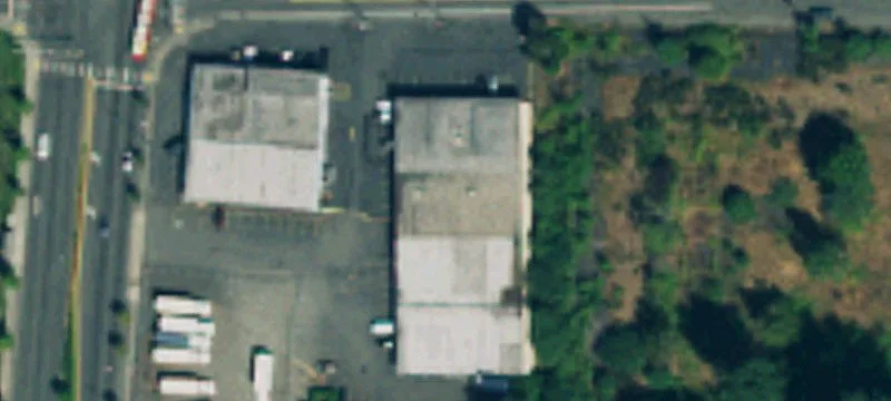 SeaTac Industrial Space with Yard