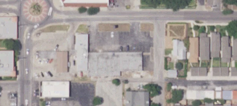 Olmos Park Retail Center Space
